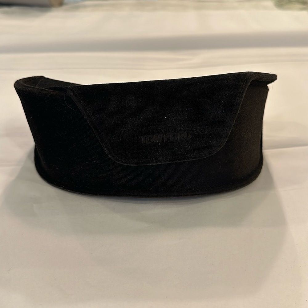 🕶️ Brown Velvet Tom Ford Glasses Case 🕶️